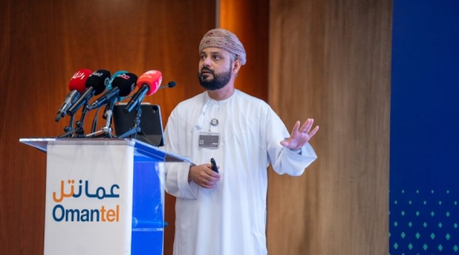 مبادرة عمانتل لتعزيز مستقبل عُمان الرقمي: التداعيات الرئيسية على المستثمرين والشركات