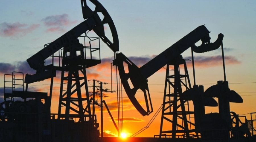 Oil Prices Steady Amid Trump Tariff Threats: What Investors Need to Know for Market Stability and Business Planning