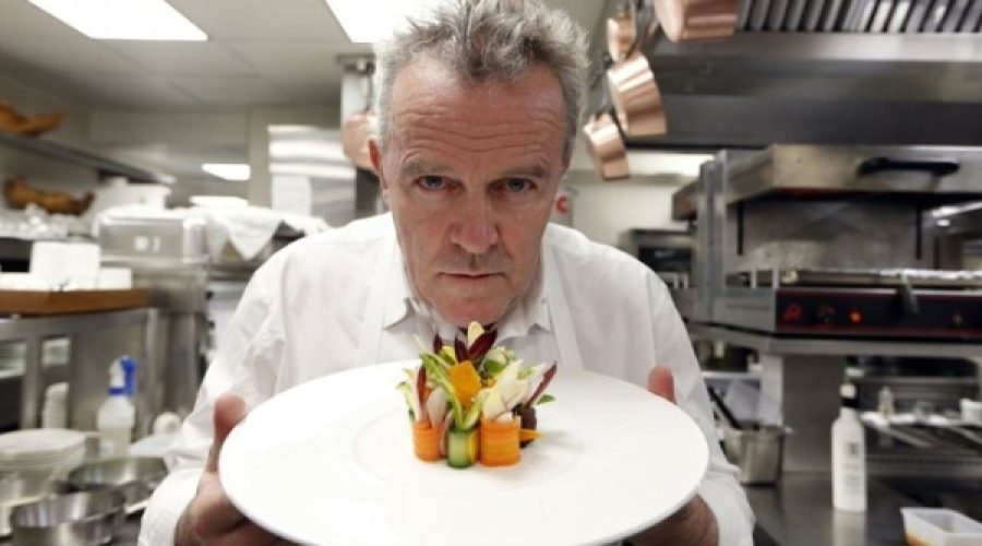 Renowned French Chef Launches Vegan Menu: Implications for Culinary Entrepreneurs in Oman