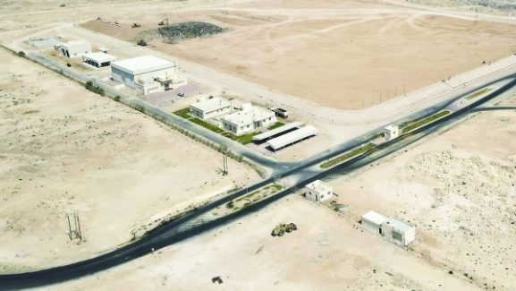 توسعة مكب ثمريت للنفايات: كيف ترتقي بمعايير إدارة النفايات وتؤثر على الأعمال التجارية في ظفار