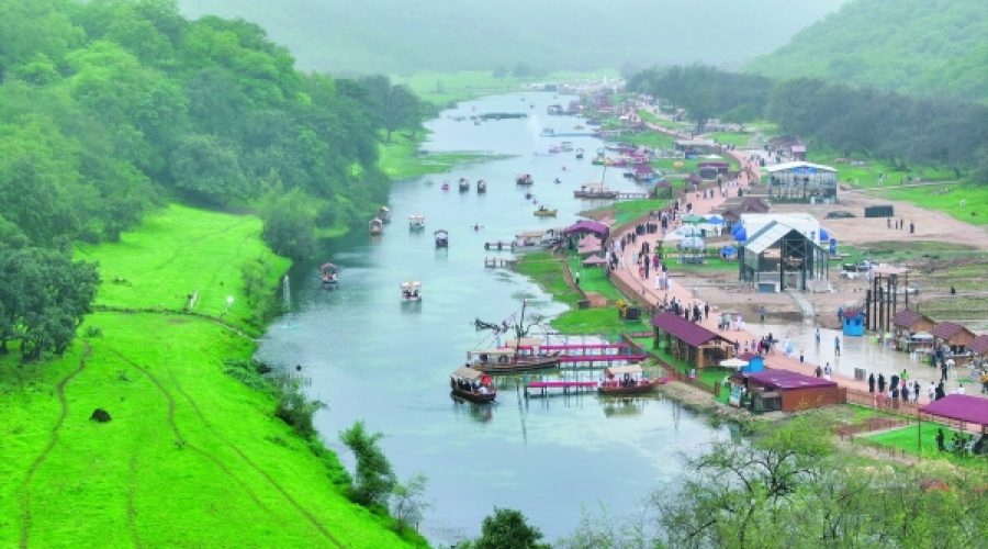 Khareef Dhofar Visitor Surge: What a 7% Increase Means for Oman’s Tourism and Investment Opportunities
