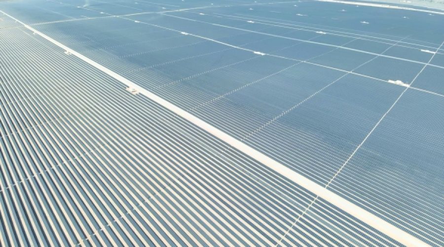 Manah-1 Solar Project Set to Generate 1.5 Billion kWh Annually: Implications for Energy Investment in Oman