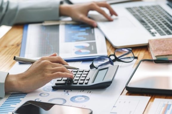 Clarifying Certification Rules: How New MoL Guidelines Impact Accounting and Auditing Professionals in Oman