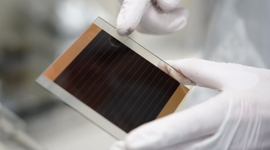 Japan’s Ultra-Thin Flexible Solar Panels: What This Breakthrough Means for Business Opportunities in Oman