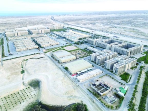 ارتفاع الاستثمار السياحي في الدقم إلى 853 مليون ريال عُماني: ما يعنيه هذا لفرص الأعمال في عُمان