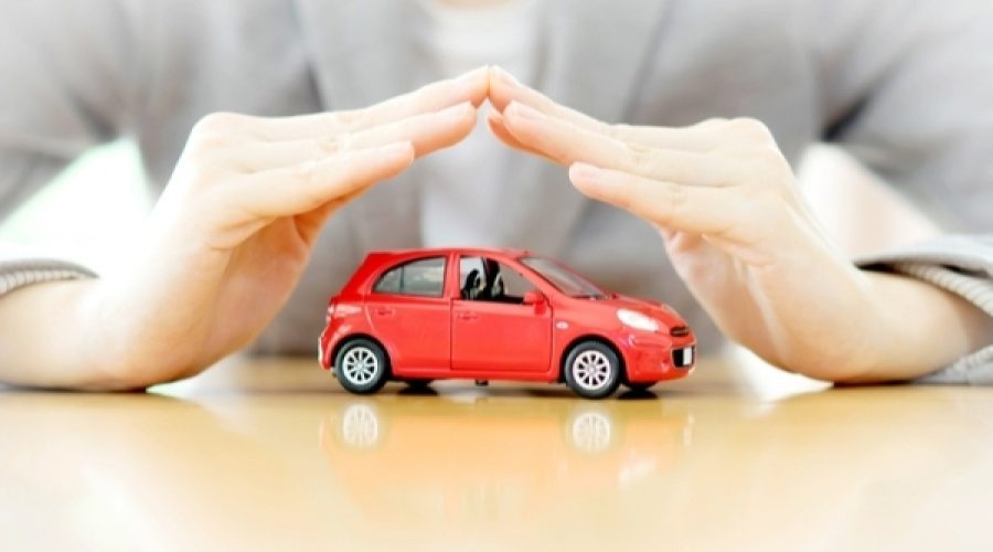 هيئة الخدمات المالية تنفي شائعات رفع أسعار تأمين السيارات: ما الذي يعنيه هذا لتكاليف أعمالك في عُمان؟