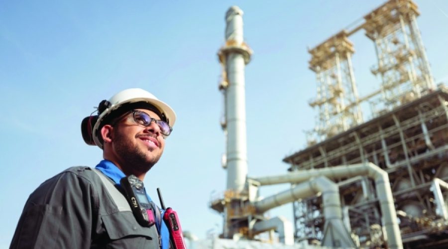 رتبه‌بندی تاریخی «BBB-» گروه OQ در شاخص S&P: این رتبه‌بندی برای سرمایه‌گذاران و کسب‌وکارها در عمان چه معنایی دارد؟