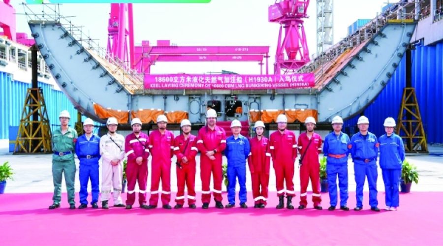 کیل برای کشتی سوخت رسان Marsa LNG عمان گذاشته شد: تقویت کلیدی برای فرصت‌های سرمایه‌گذاری دریایی و انرژی عمان