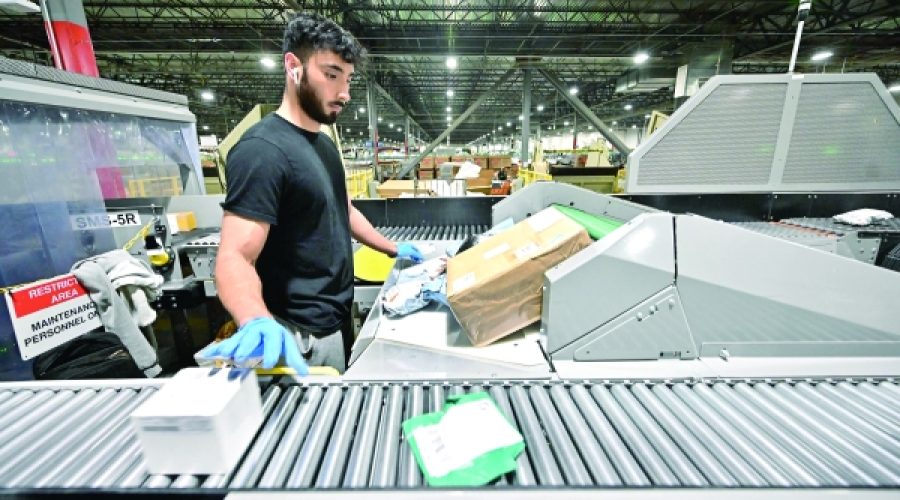 Trump Tariffs Leave Parcels Stranded: What It Means for Your Business and Trade in Oman