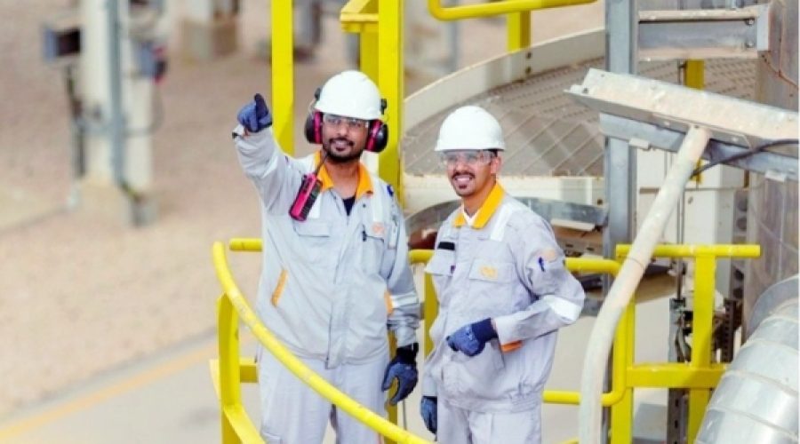 Mandatory Licensing for Work Permits in 40 Professions from Today: Key Impacts on Businesses and Investors in Oman