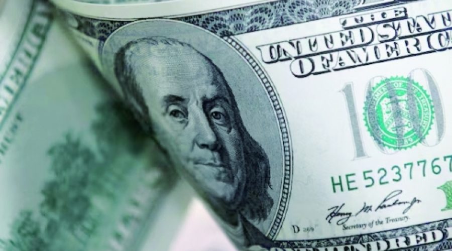 Dollar Holds Steady as US Job Market Weakens: What Investors Should Expect for Interest Rate Cuts and Market Impact