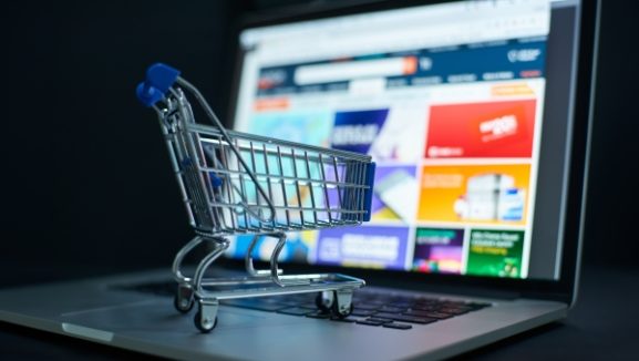 Oman E-Commerce Forum Launch: Key Insights for Investors and Entrepreneurs in the Digital Market