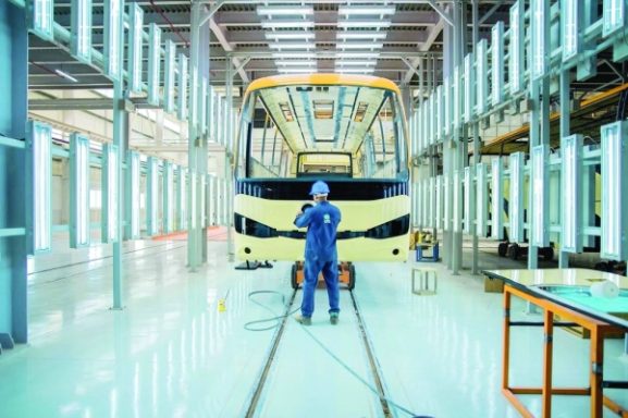 Oman's Industrial Sector Surges in Q2 2025: What This Growth Means for Investors and Business Owners