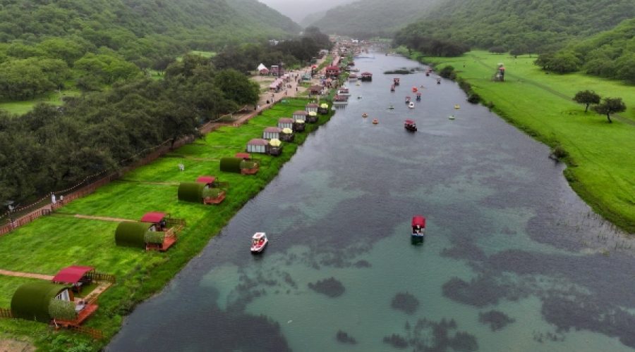 Khareef Dhofar Draws Over 1 Million Visitors by August End: What This Surge Means for Business Opportunities in Oman