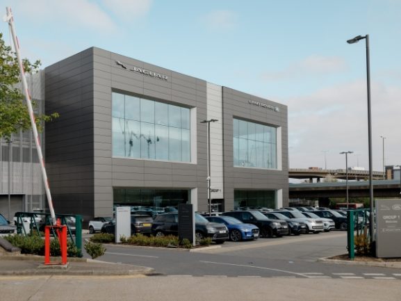 Jaguar's Prolonged Shutdown Due to Cyberattack: Implications for Investors and the Automotive Industry