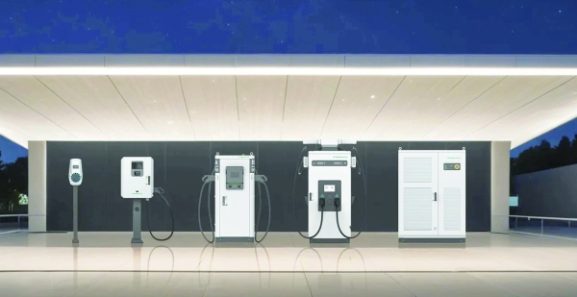 Chinese Firm to Install 200 EV Chargers in Oman: What This Means for Investors and Entrepreneurs