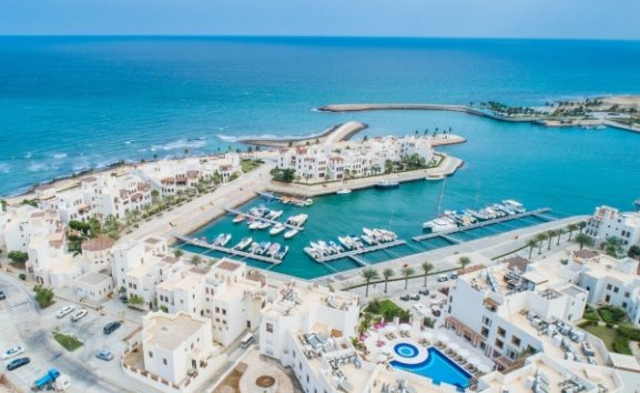 New Regulations for Real Estate Owners in Jabel Sifah Resort: Key Impacts on Property Investment and Management