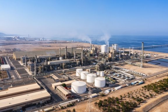 Oman's GDP Grows by 2.1%: What This Means for Investors and Businesses in the Sultanate