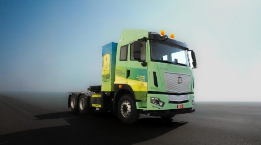Oman Flour Mills Welcomes First Electric Locomotive: Implications for the Future of Transportation in Oman’s Supply Chain