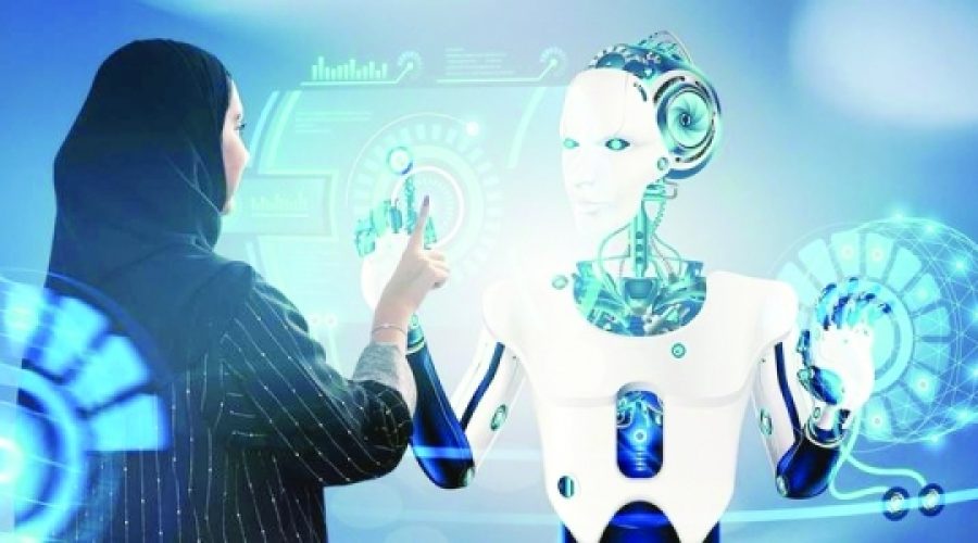 عُمان تُكمل تنفيذ 25 مشروعًا للتحول الرقمي الحكومي: ما يعنيه هذا للابتكار في مجال الأعمال وفرص الاستثمار