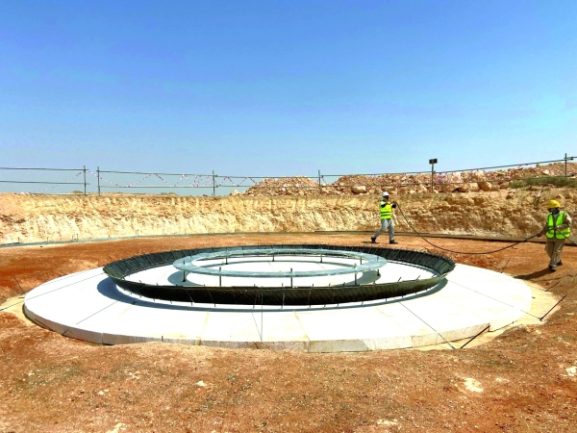 بدء العمل في مشاريع روافد للطاقة المتجددة التابعة لشركة تنمية نفط عُمان: ما يعنيه هذا للمستثمرين ورواد الأعمال في مجال الطاقة في عُمان