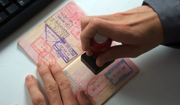 New MoL Decision on Work Permits: What It Means for Employers and Investors in Oman