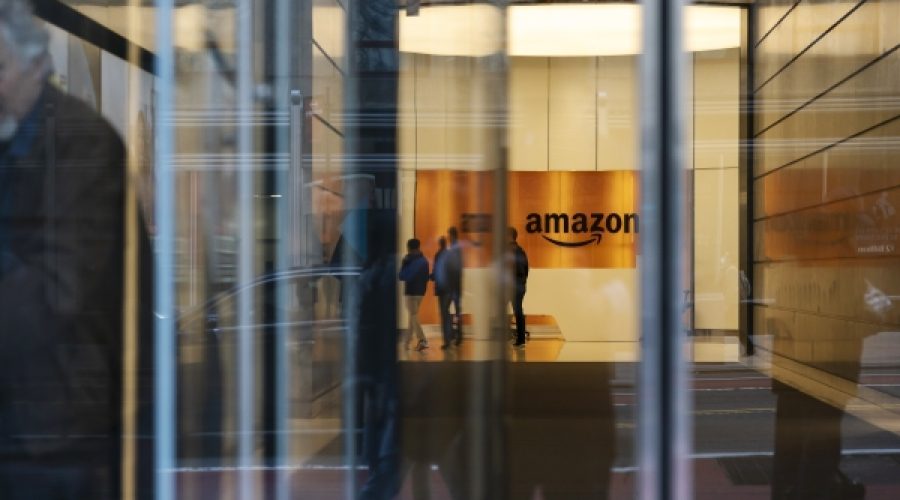 آمازون با تعدیل نیروی قابل توجهی مواجه است: پیامدهایی برای سرمایهگذاران و کارآفرینان در عمان