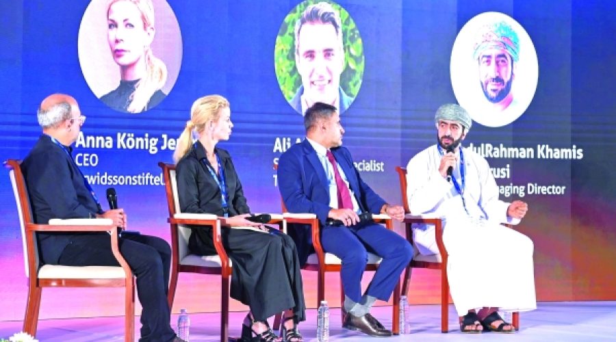 جلسات المنتدى في الدقم تسلط الضوء على الابتكار والاستدامة: فرص رئيسية للمستثمرين ورواد الأعمال في عُمان