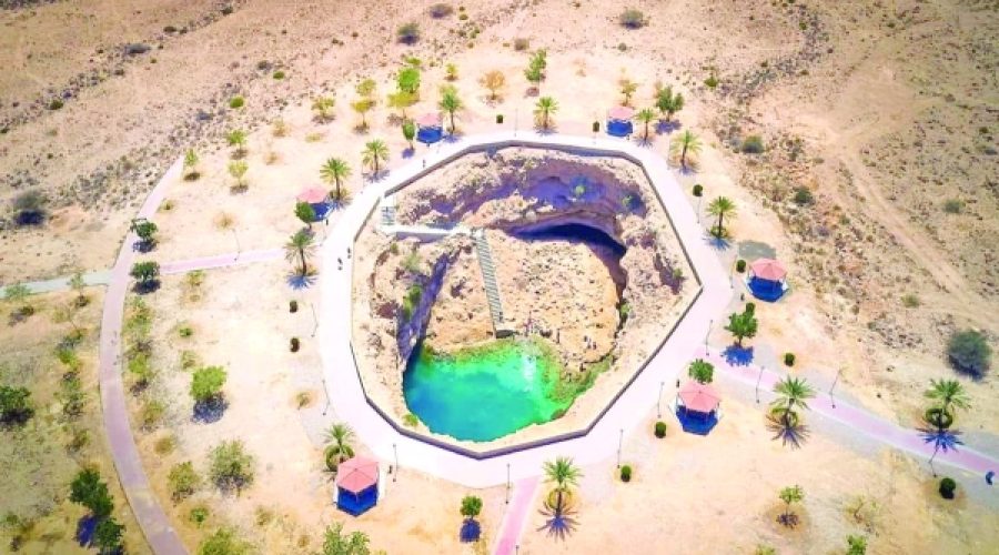 اولین قرارداد پروژه گلمپینگ عمان اعطا شد: این برای سرمایهگذاران و کارآفرینان در بخش گردشگری چه معنایی دارد؟