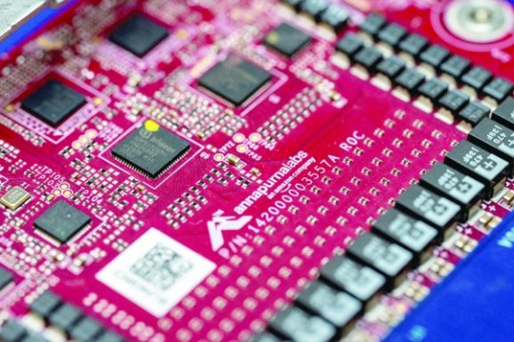 Amazon's AWS Cloud Unit Surges Due to AI Boom: Key Implications for Investors and Entrepreneurs