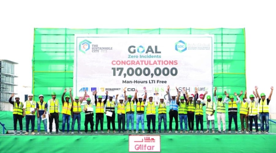 تحقيق 17 مليون ساعة عمل آمنة في TSCY: ما يعنيه هذا الإنجاز لثقة المستثمرين وعمليات الأعمال في عُمان