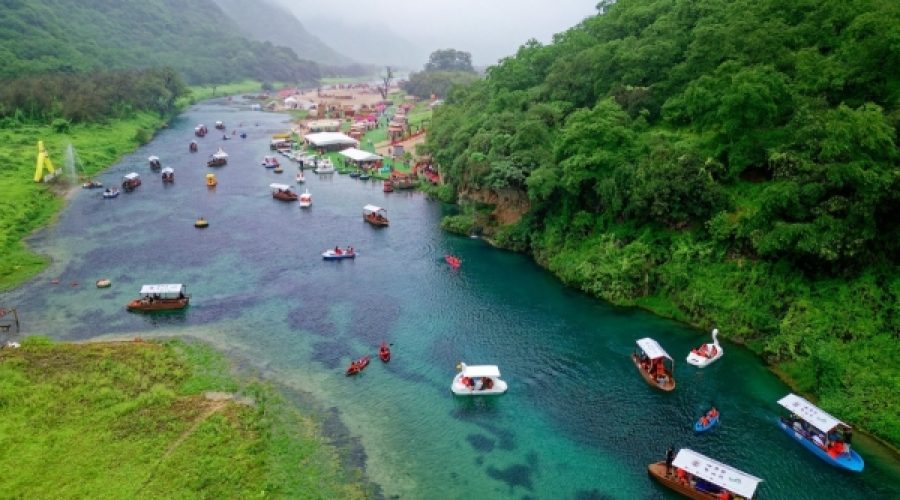 Khareef Dhofar Wins ‘Outstanding Tourism Destination 2025’ Award: What This Means for Investment and Business Opportunities in Oman’s Tourism Sector