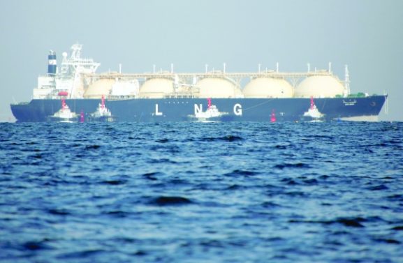 Surging LNG Shipping Rates: Implications for Your Business in Oman’s Energy Sector