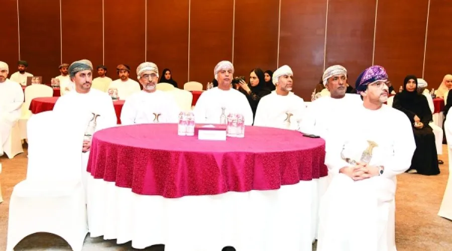 عمان به دنبال استانداردهای داده باز است: این امر چه تاثیری بر نوآوری در کسب و کار و فرصت‌های سرمایه‌گذاری دارد؟