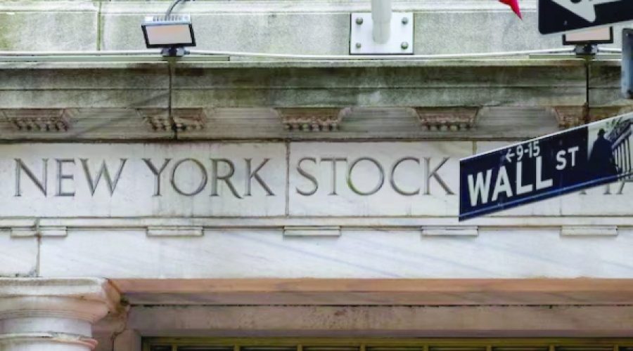 ارتفاع الاكتتابات العامة الأولية لشركات التأمين إلى أعلى مستوى لها في عشرين عامًا: تداعيات ذلك على المستثمرين والشركات في عُمان