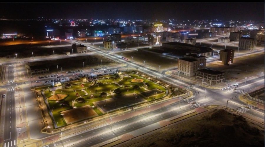 استراتيجية الدقم 2025-2030: المناطق الفرعية الرئيسية والقطاعات ذات الأولوية التي يجب على المستثمرين والشركات متابعتها