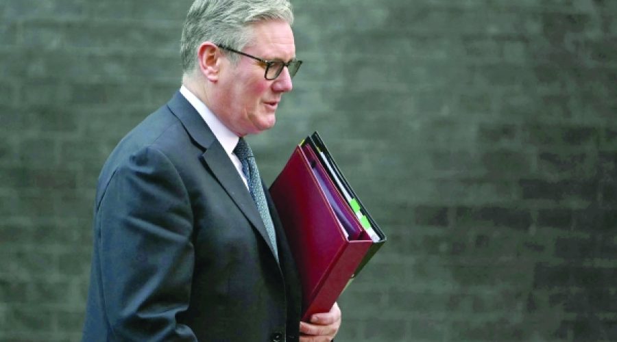 بریتانیا بودجه افزایش مالیات را رونمایی کرد: تأثیر آن بر رشد کسب‌وکار و فرصت‌های سرمایه‌گذاری