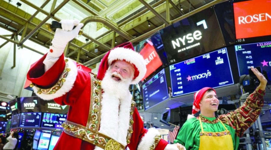 سهام با پیش‌بینی سرمایه‌گذاران برای کاهش نرخ بهره فدرال رزرو افزایش یافت: این موضوع چه معنایی برای سرمایه‌گذاری‌های شما دارد و معامله‌گران ین منتظر اقدامات بانک مرکزی هستند