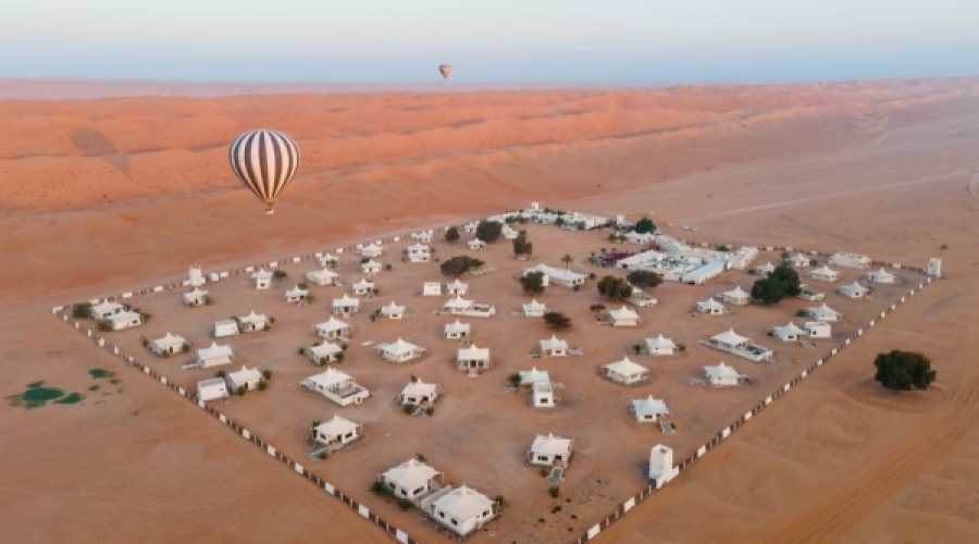 رونق گردشگری عمان: افزایش ورود گردشگران بین‌المللی برای سرمایه‌گذاران و صاحبان مشاغل چه معنایی دارد؟