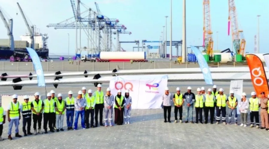 عمان از بزرگترین توربین‌های بادی در الدقم استقبال می‌کند: این به معنای فرصت‌های سرمایه‌گذاری در انرژی‌های تجدیدپذیر و رشد کسب‌وکار است