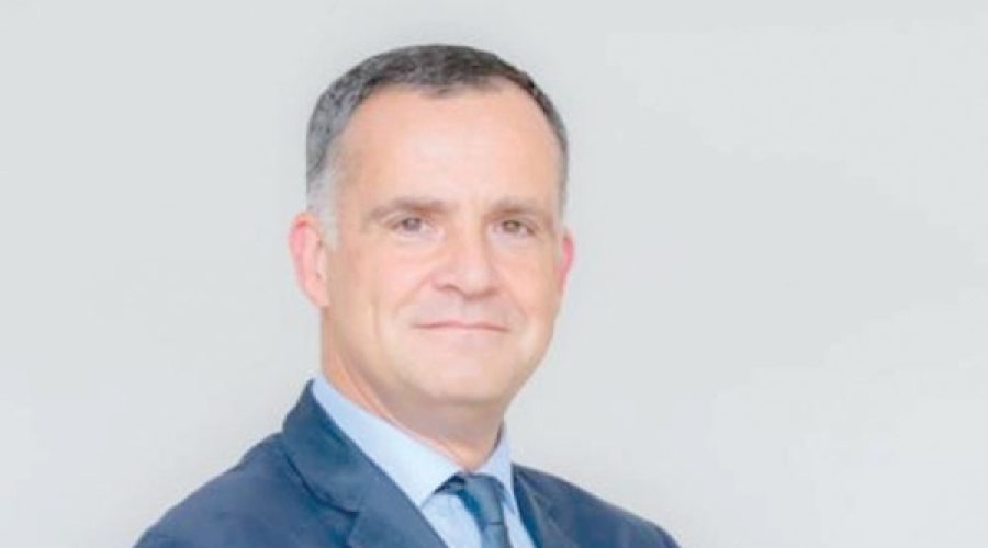 عمان به عنوان یک شریک کلیدی در گذار انرژی: این برای سرمایه‌گذاران و کسب‌وکارها در عمان چه معنایی دارد؟