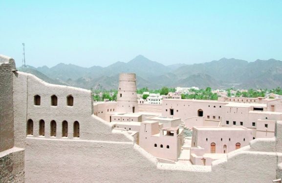 Earthen Architecture for Greener Construction: How Sustainable Building Trends are Transforming Oman’s Real Estate Market