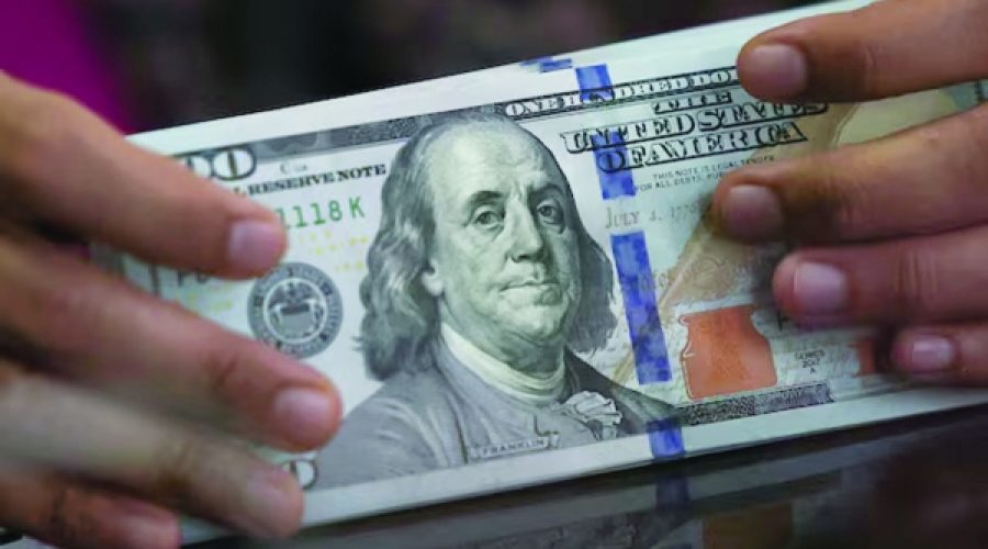 Dollar Near Multi-Year Lows: What Investors and Businesses in Oman Need to Know About Rising Market Risks