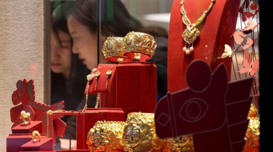 ارتفاع أسعار الذهب بعد الاتفاق الأمريكي الهندي: أهم التداعيات على المستثمرين والمتداولين