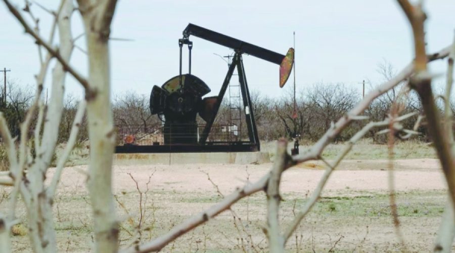 تأثیر مذاکرات ایران و آمریکا: کاهش قیمت نفت چه معنایی برای سرمایه‌گذاری‌های شما در عمان دارد؟