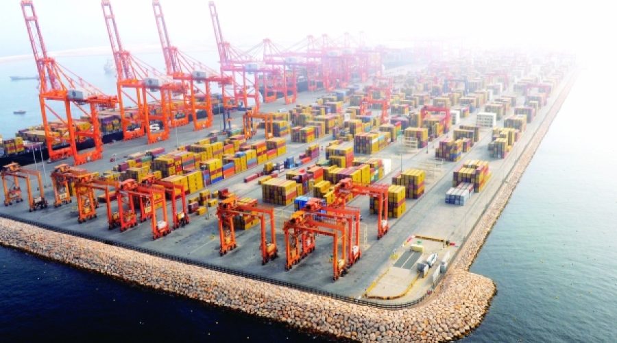 عُمان: مركز إقليمي ناشئ للاستثمار الصناعي الأجنبي – ما يعنيه ذلك لنمو أعمالك