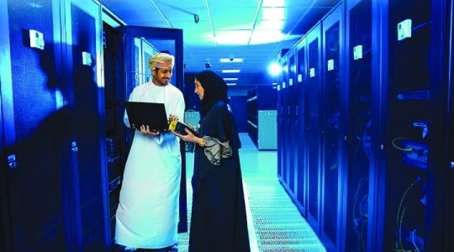 مكاسب كبيرة للحكومة الرقمية: كيف يُحدث مشروع "تطوير" تحولاً في فرص الأعمال في سلطنة عُمان