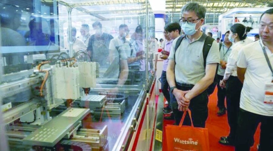 روسای تراشه چین قصد دارند ‘ASML چین’ را ایجاد کنند: این برای سرمایه‌گذاران جهانی نیمه‌هادی چه معنایی دارد؟