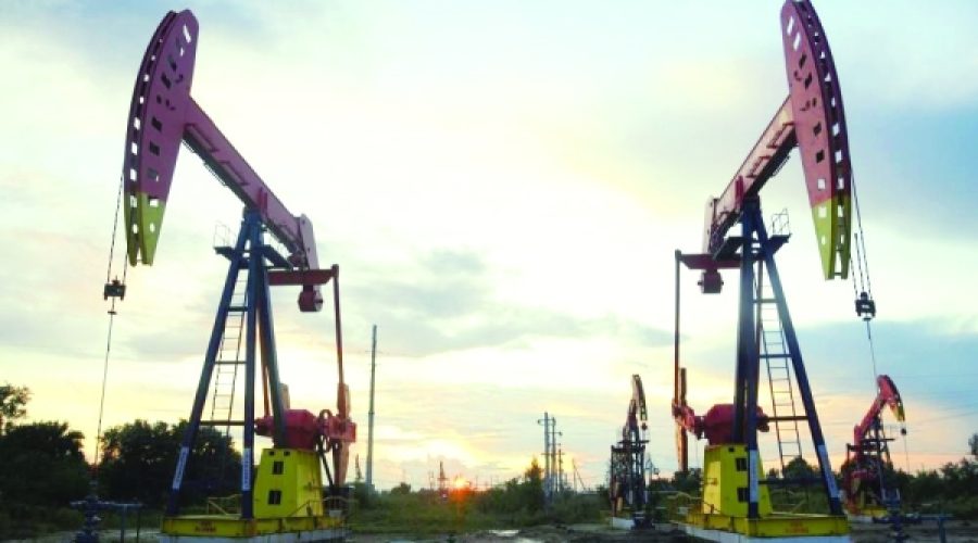 ارتفاع أسعار النفط الخام العماني وسط اضطرابات مضيق هرمز: أهم التأثيرات على المستثمرين وتجار النفط في سلطنة عمان