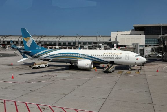 Oman’s Resilient Flight Operations: What the Outbound Cancellation Trends Mean for Your Business Travel